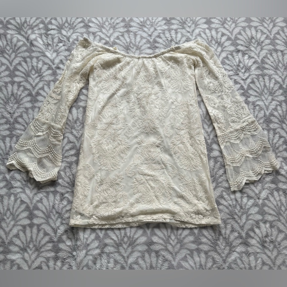 La Hearts Cream Lace Top